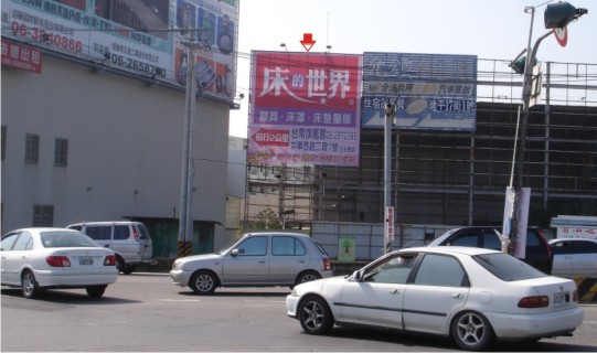 N-0031A鐵架廣告牆-台南市中華北路一段203巷16弄24號A面-大港觀海橋旁往市區方向廣告看板